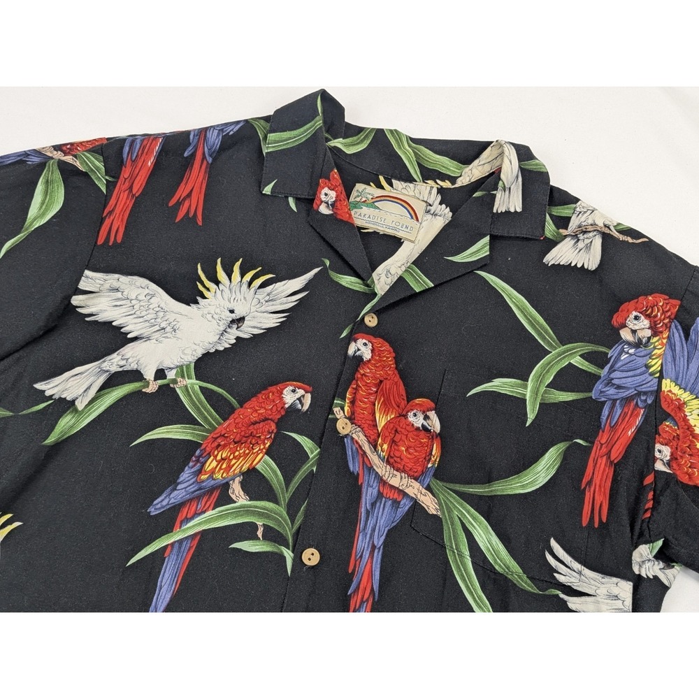 Paradise Found Shirt Mens Medium Black Red Jungle Bird Parrot Magnum PI Hawaiian